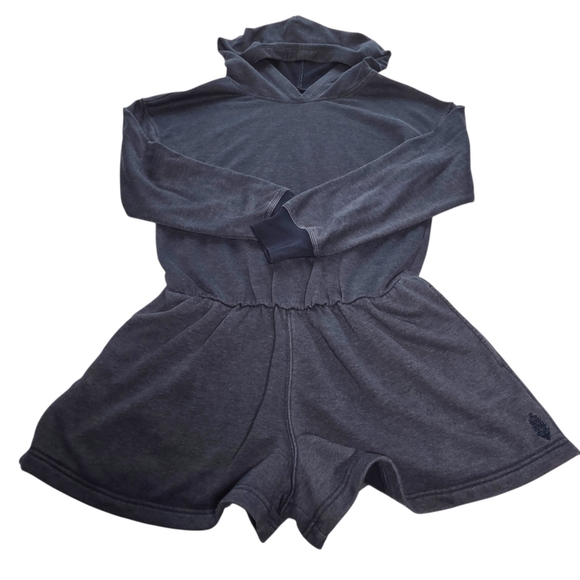 FP Movement Such a Flirt Romper Midnight Navy Open Back Small NWT - Picture 4 of 16